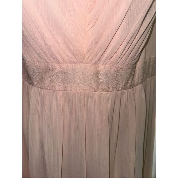 David’s Bridal Soft Pink Maxi Dress - Picture 5 of 8